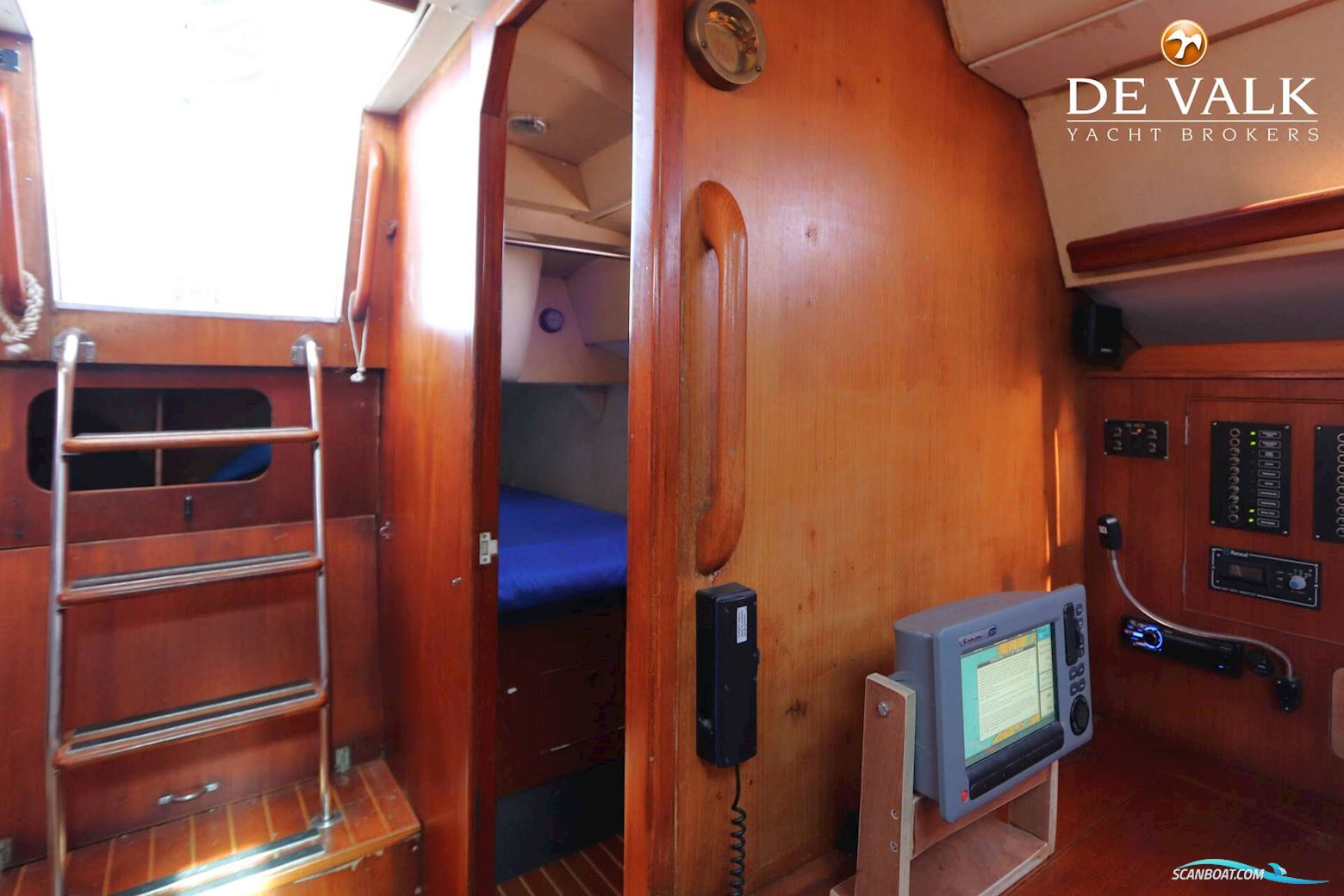 Nicholson 40 AC