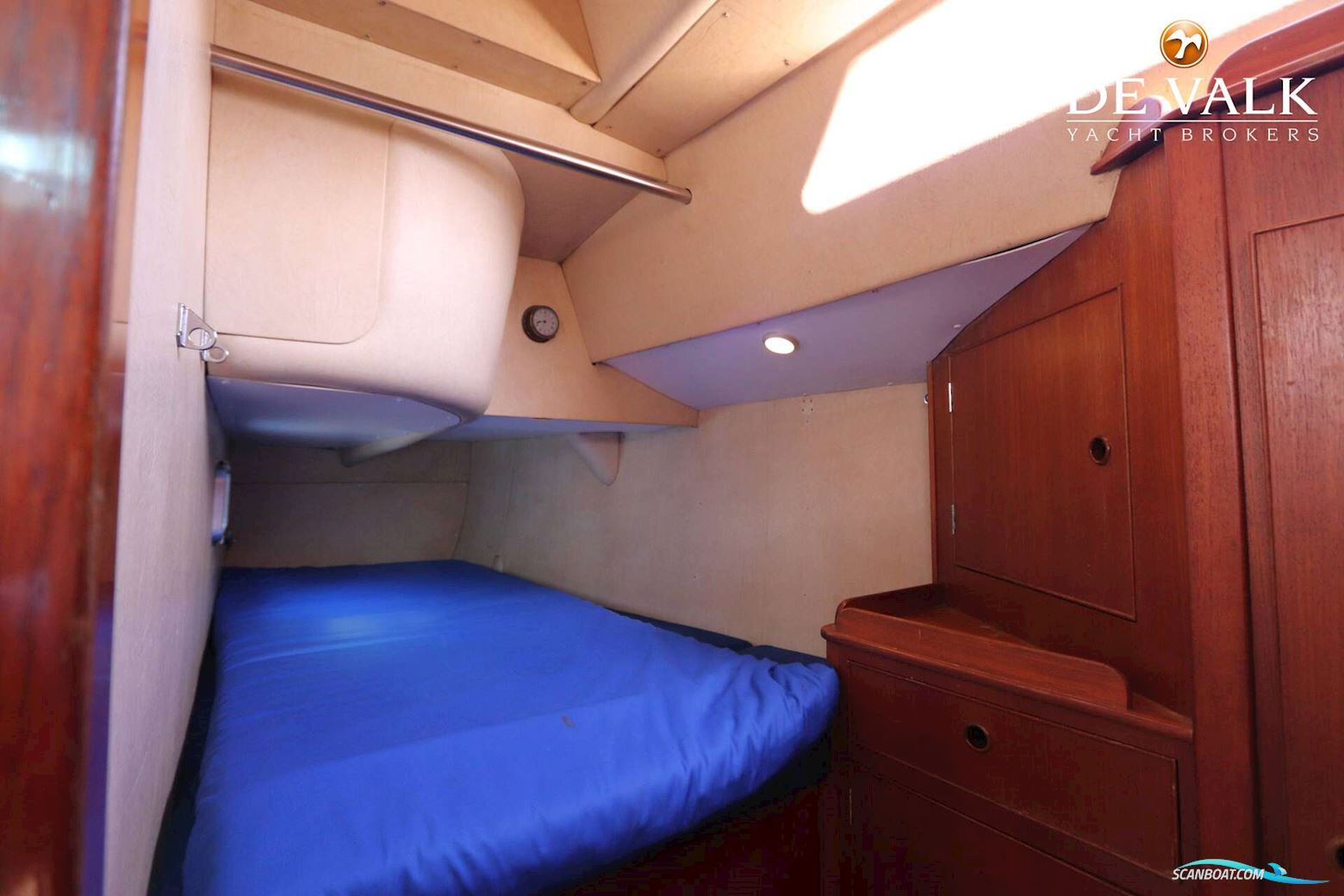 Nicholson 40 AC