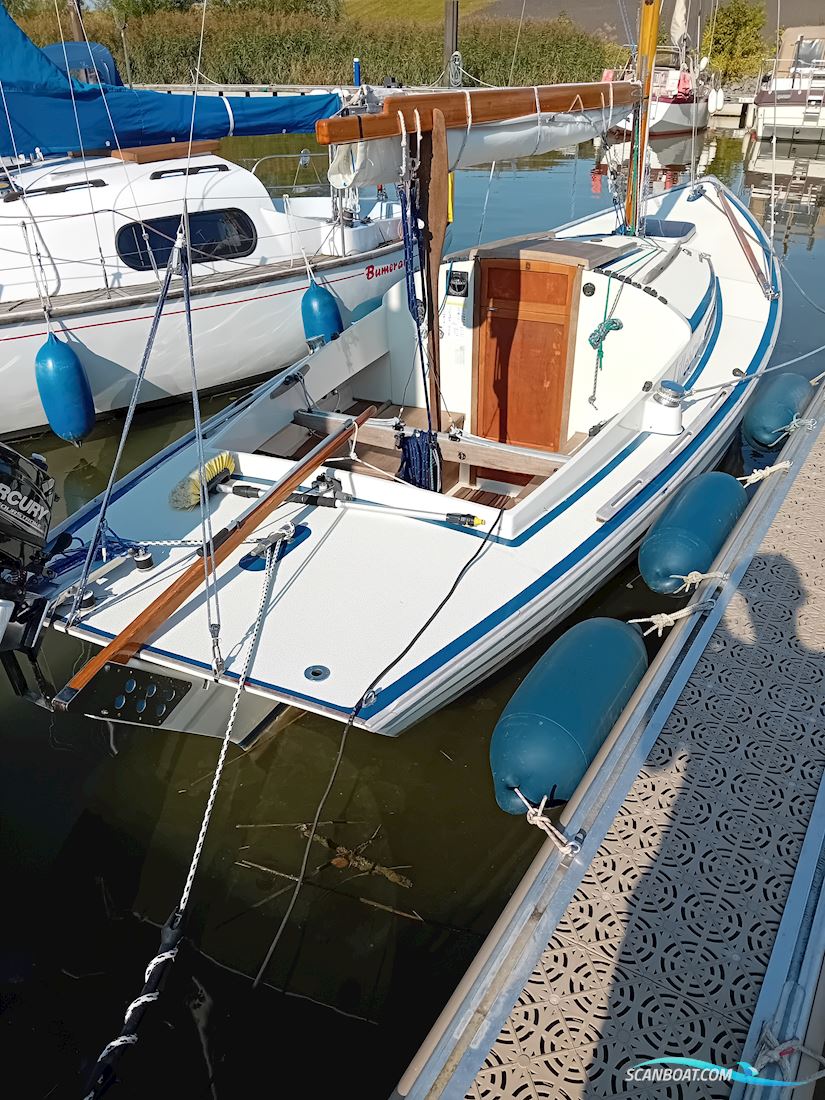 Nordisches Folkeboot Gfk