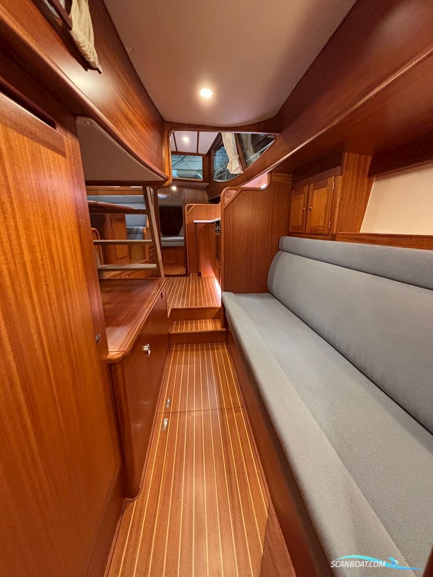 Nordship 420 DS Deck Saloon