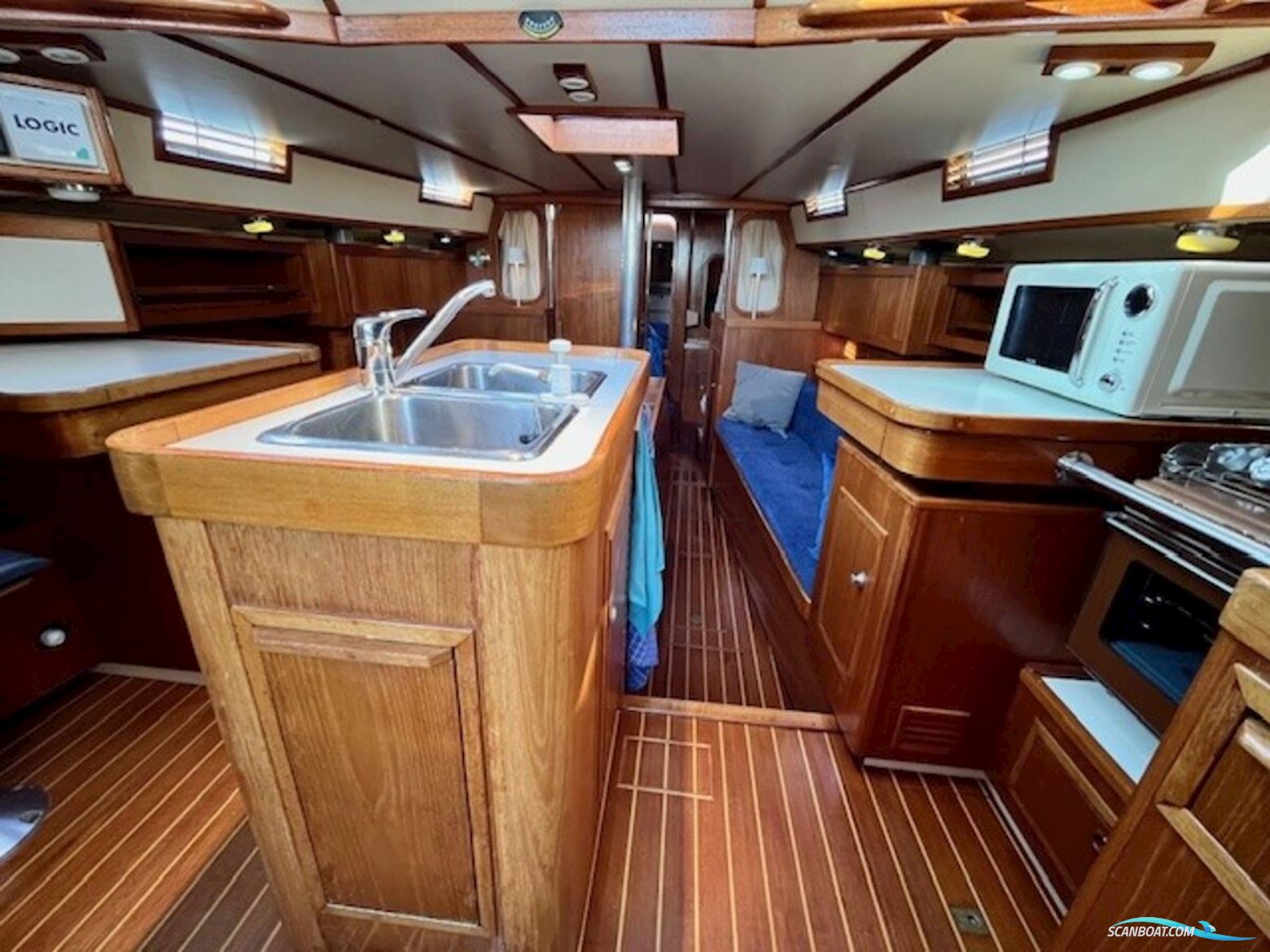 Northern Comfort 43