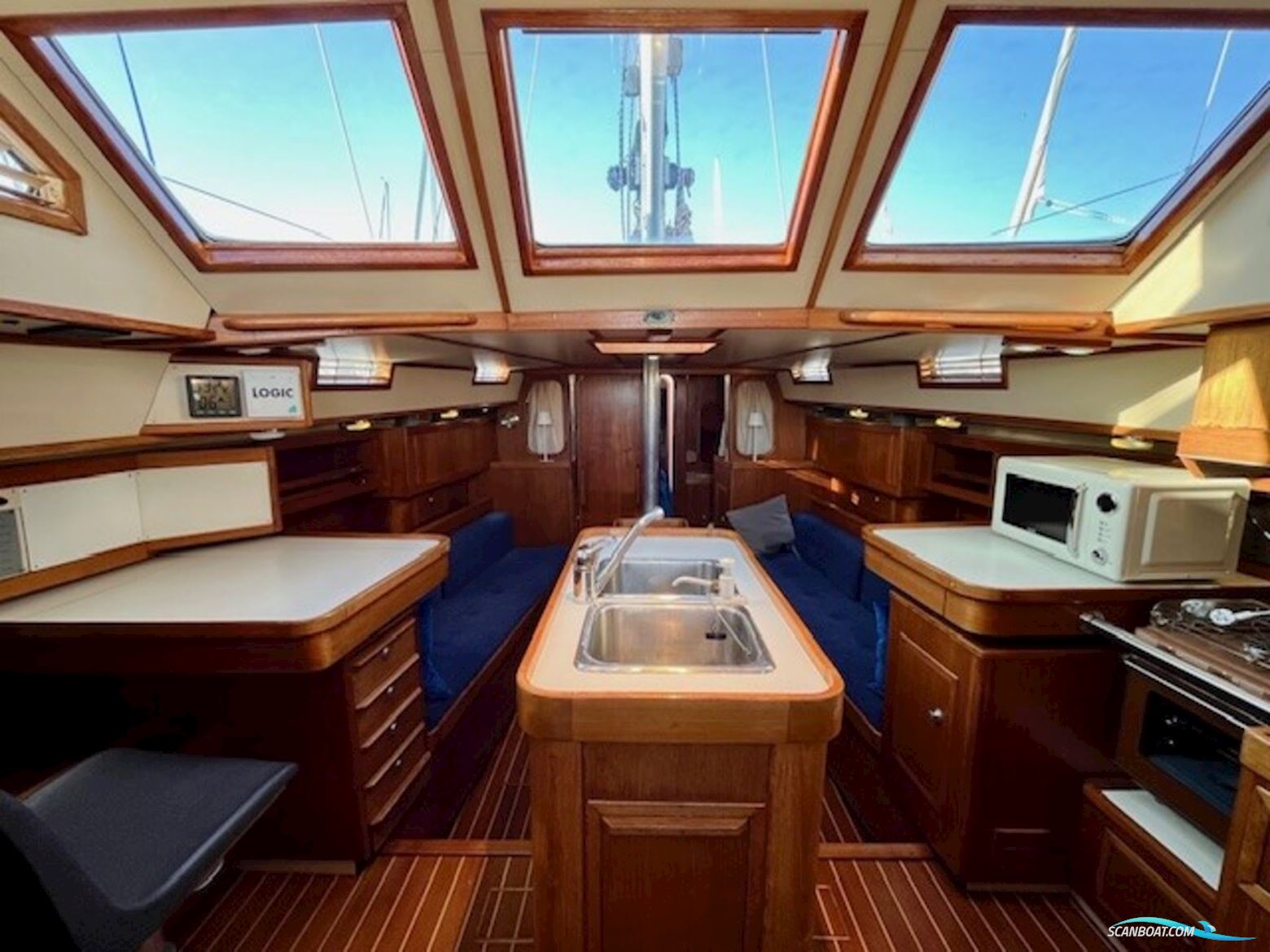 Northern Comfort 43