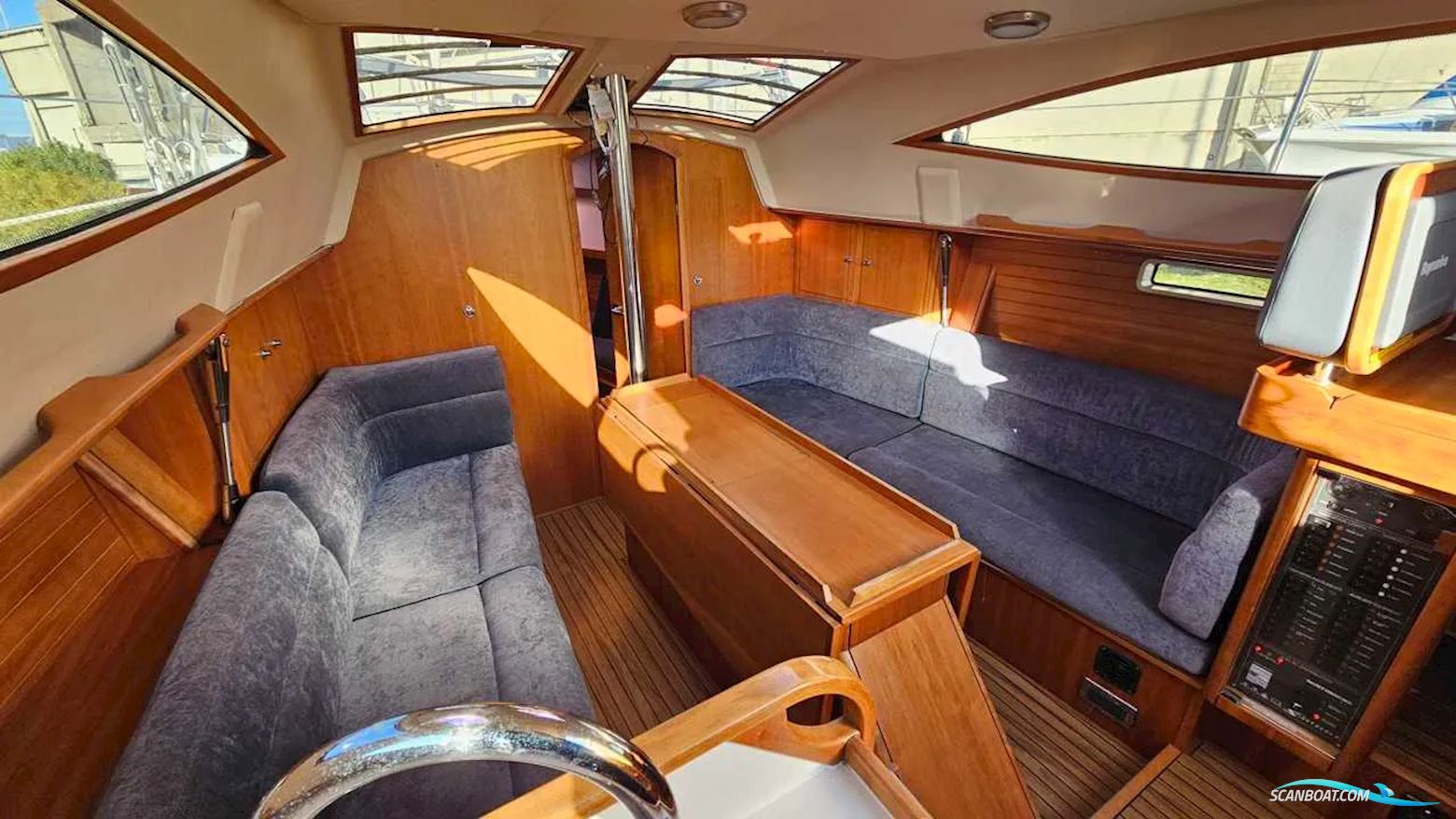 Northshore Yachts SOUTHERTLY 32