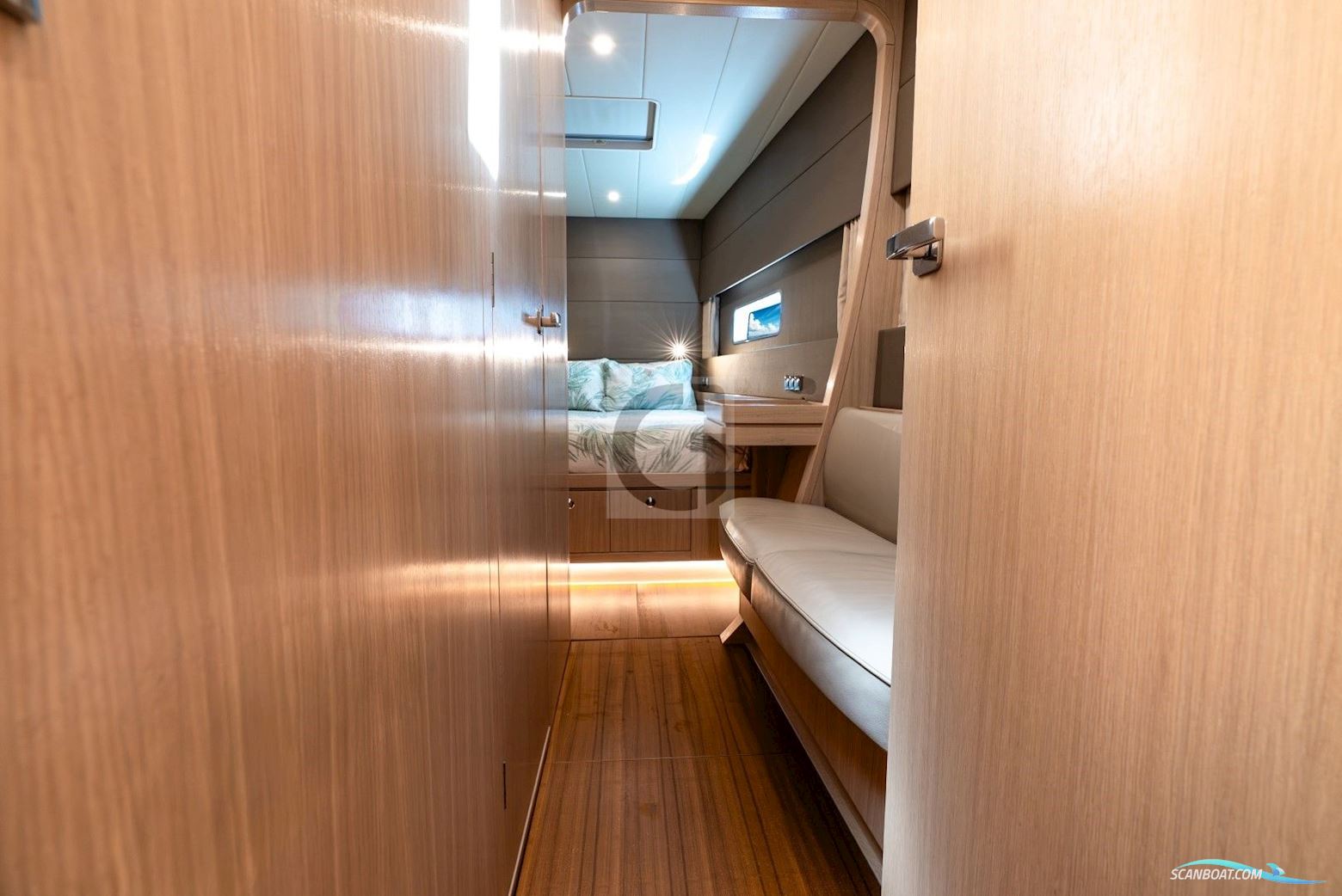 Ocean Explorer 60