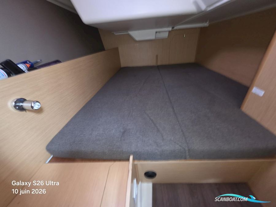 Oceanis 38