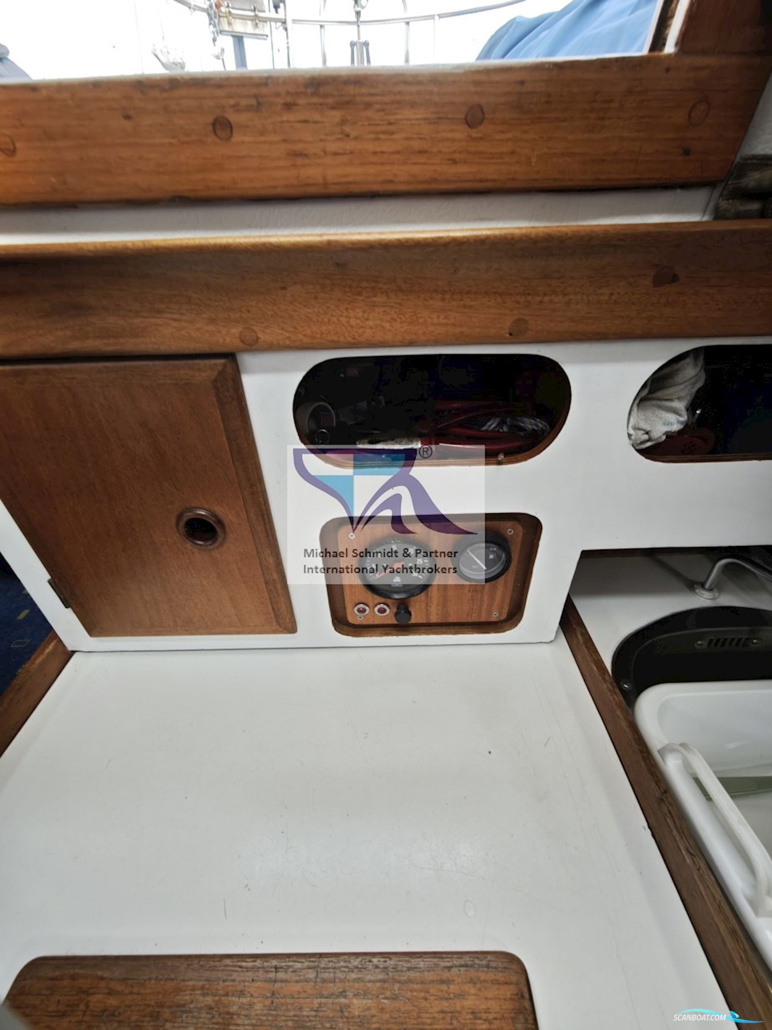Olympia Yachts Carter 33