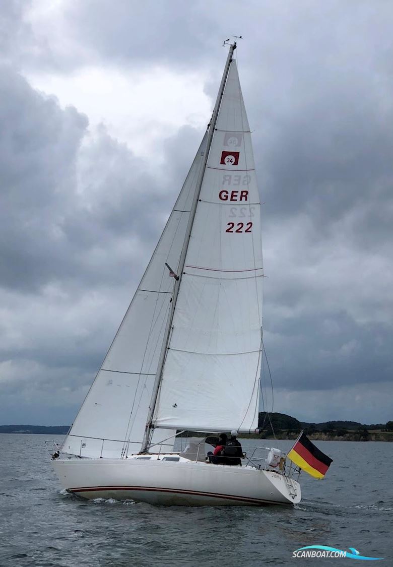 Omega 34 Zeilboten 1983, met Yanmar 2GM motor, Duitsland