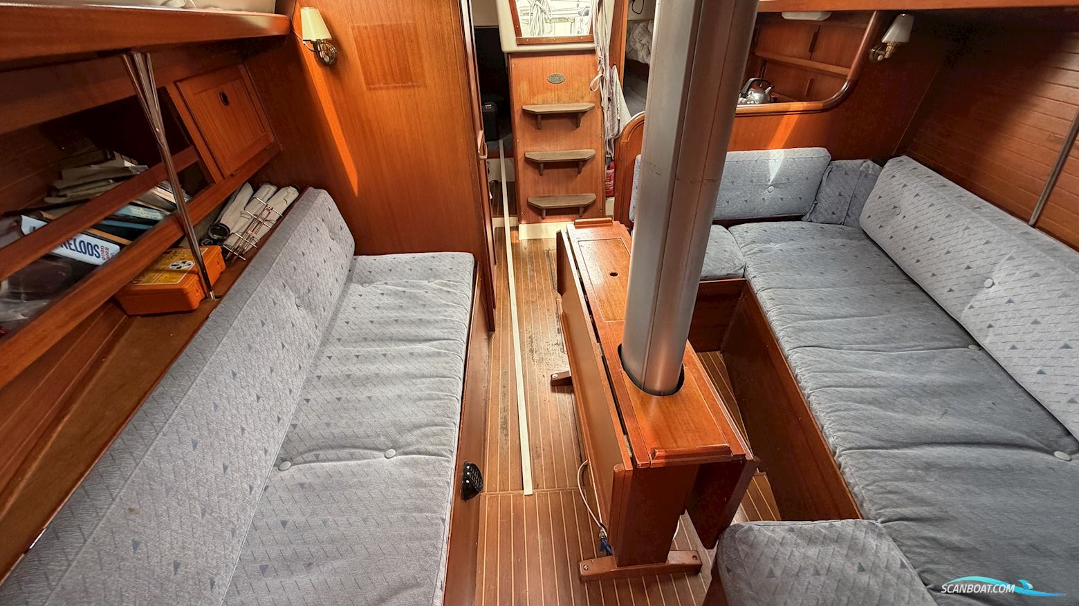 Omega 36
