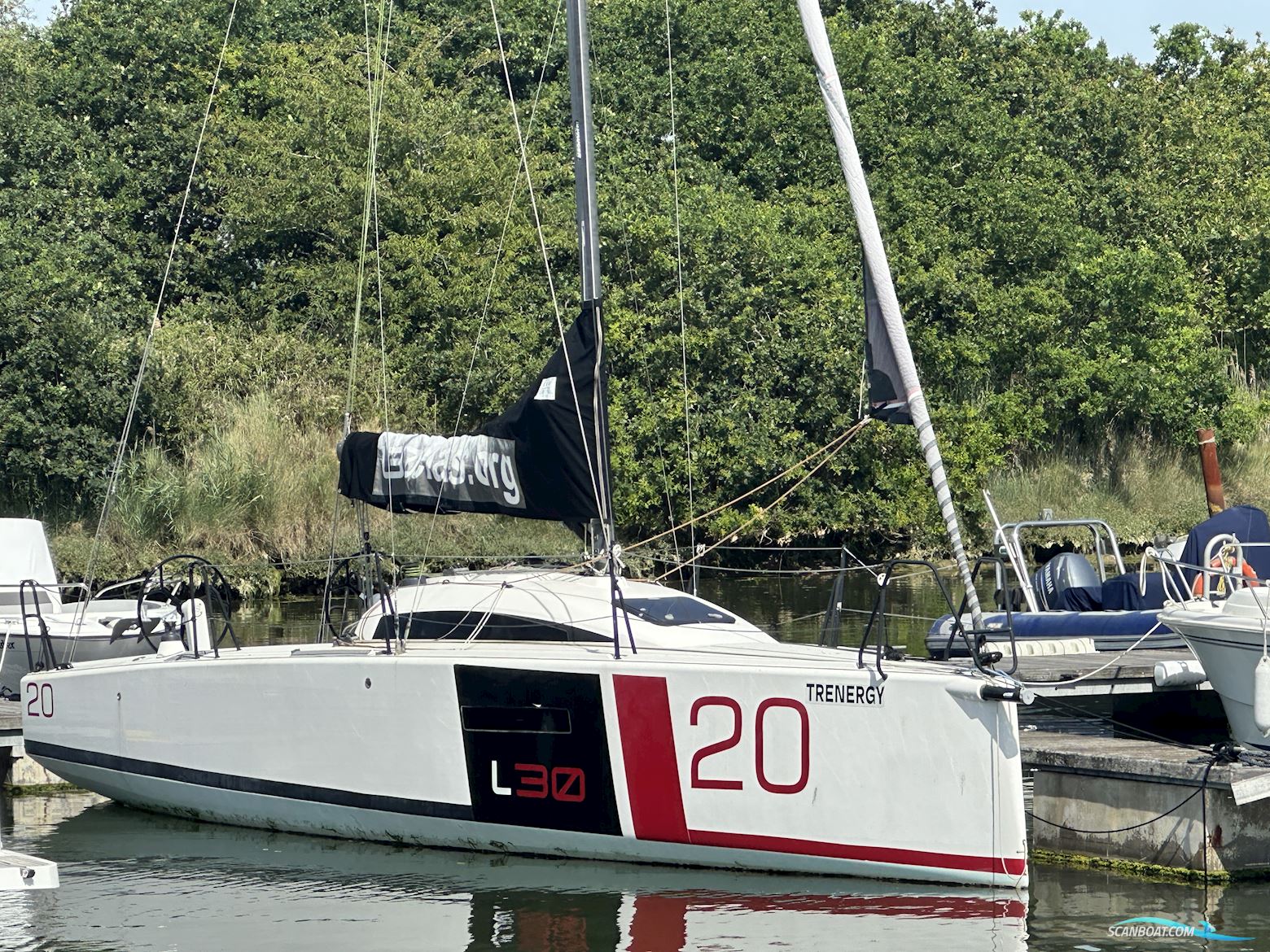 One Design L30 Zeilboten 2019, met Yanmar motor, United Kingdom