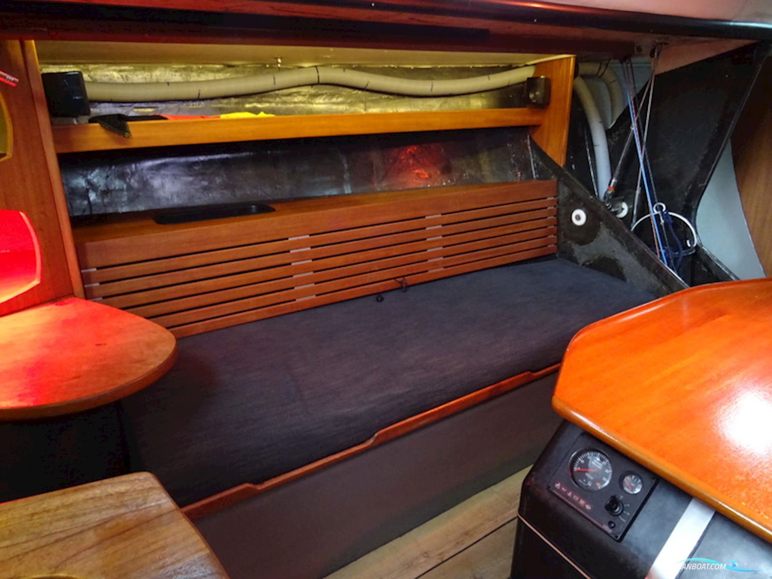 one Tonner Judel & Vrolijk