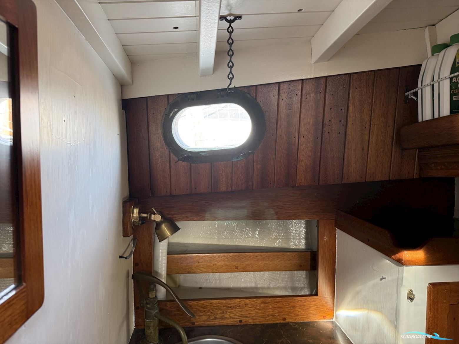 Orca 38