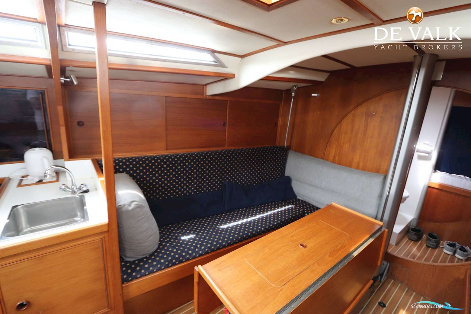 Oyster 41 R