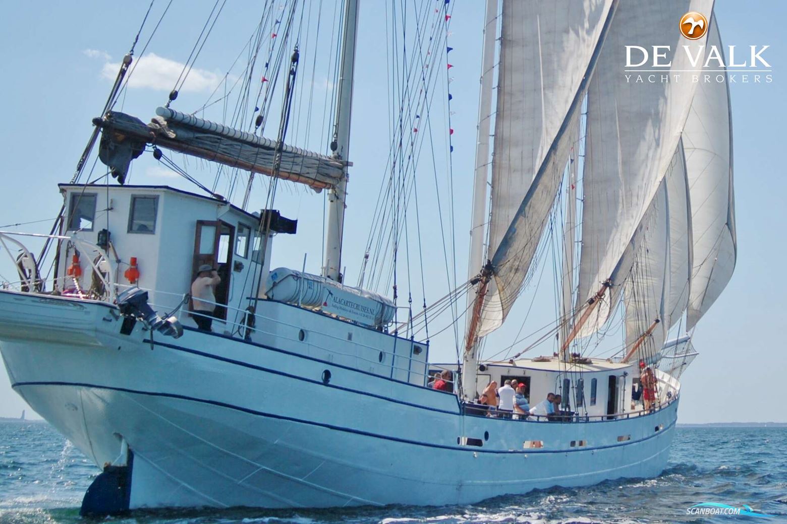 Passenger Vessel Minerva