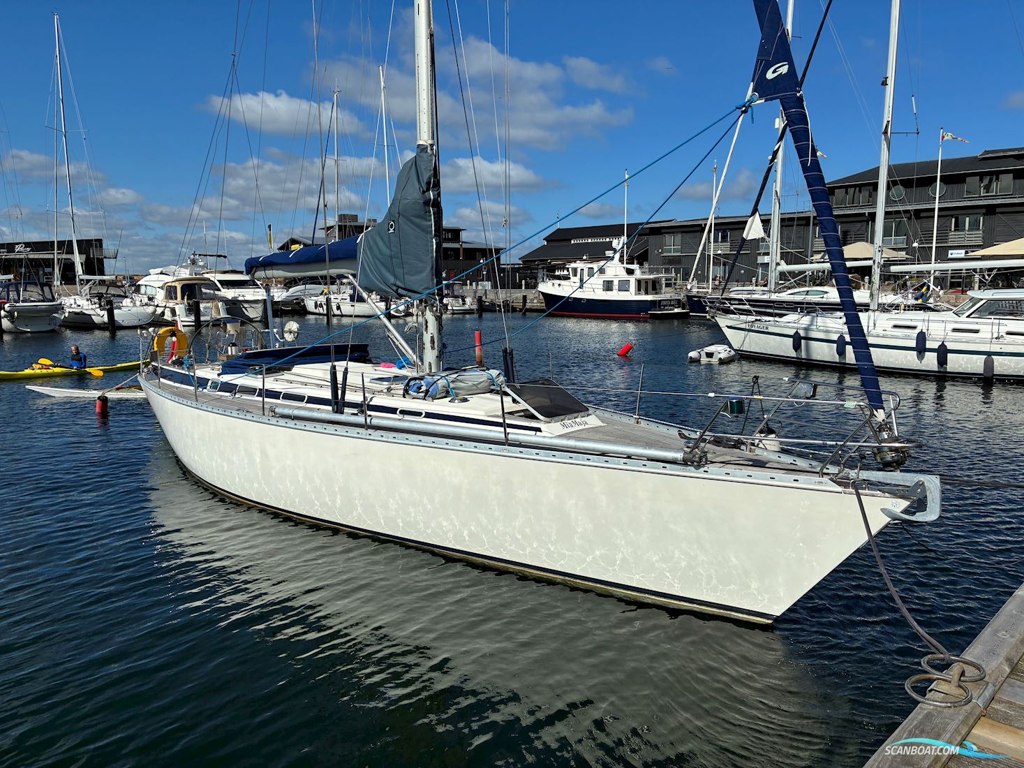 Phantom 42 Zeilboten 1988, met Volvo Penta D2 - 55 motor, Denemarken