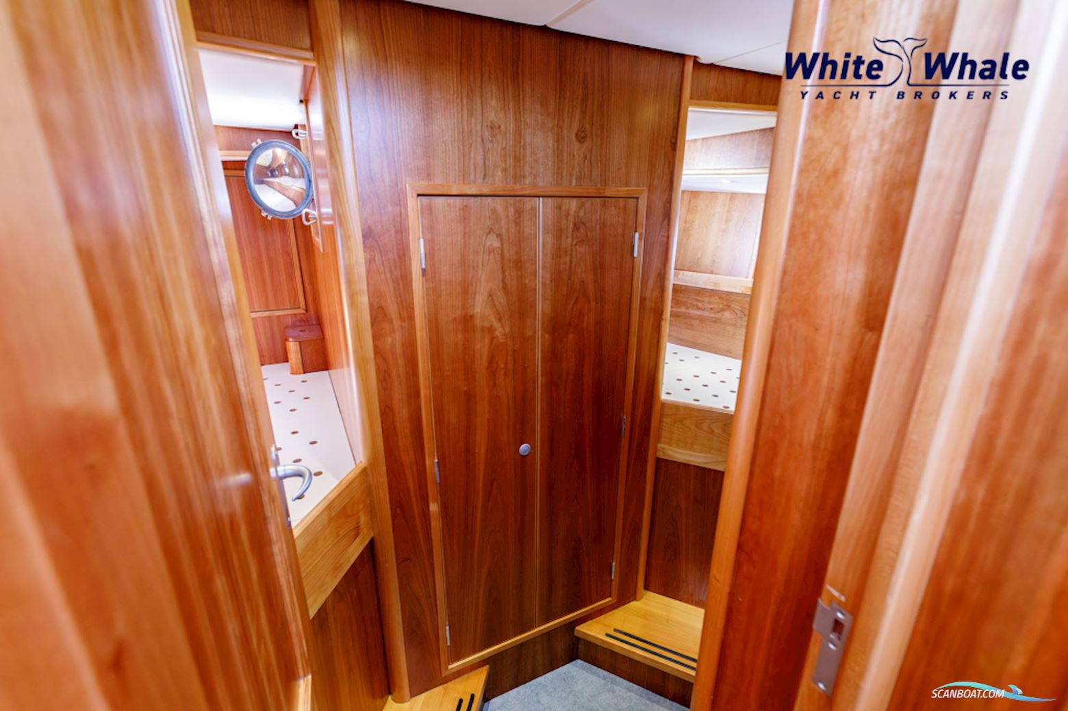 Pieter Beeldsnijder Stagzeil Schoener Custom Built Refit