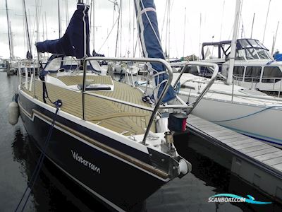 Piewiet 1050 Zeilboten 1980, met Volvlo Penta motor, The Netherlands