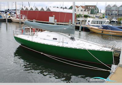 Pogo 1 / Minitransat 650 Zeilboten 2001, met Mercury 3.3 HP two stroke motor, The Netherlands