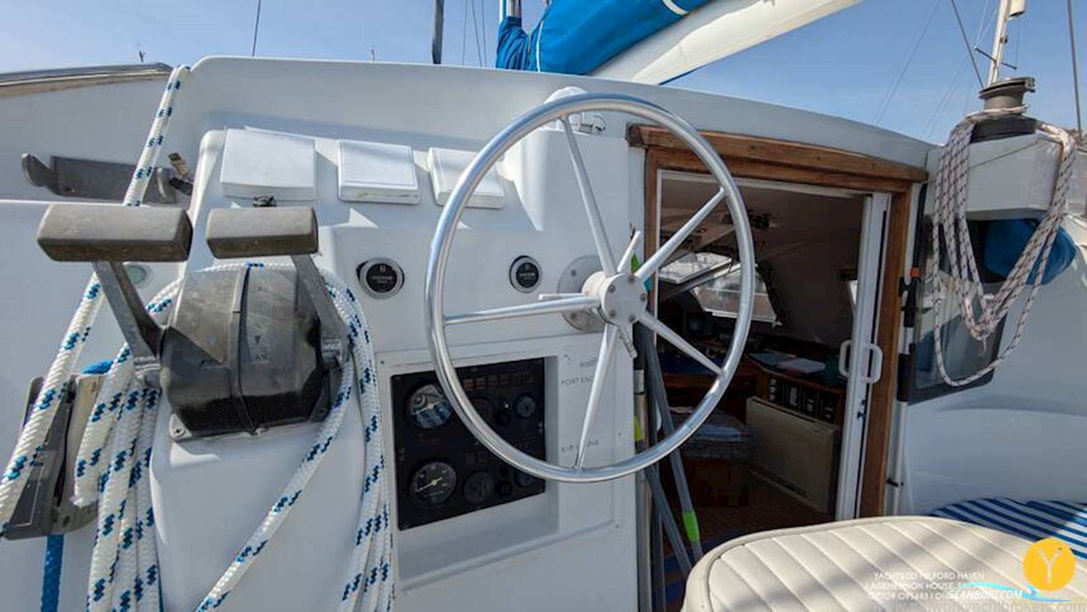 Privilege 37 Catamaran