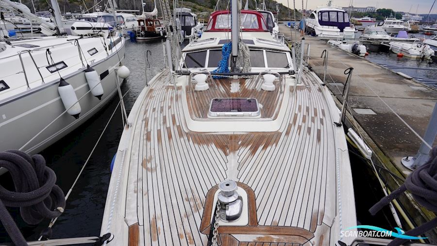 Regina 38