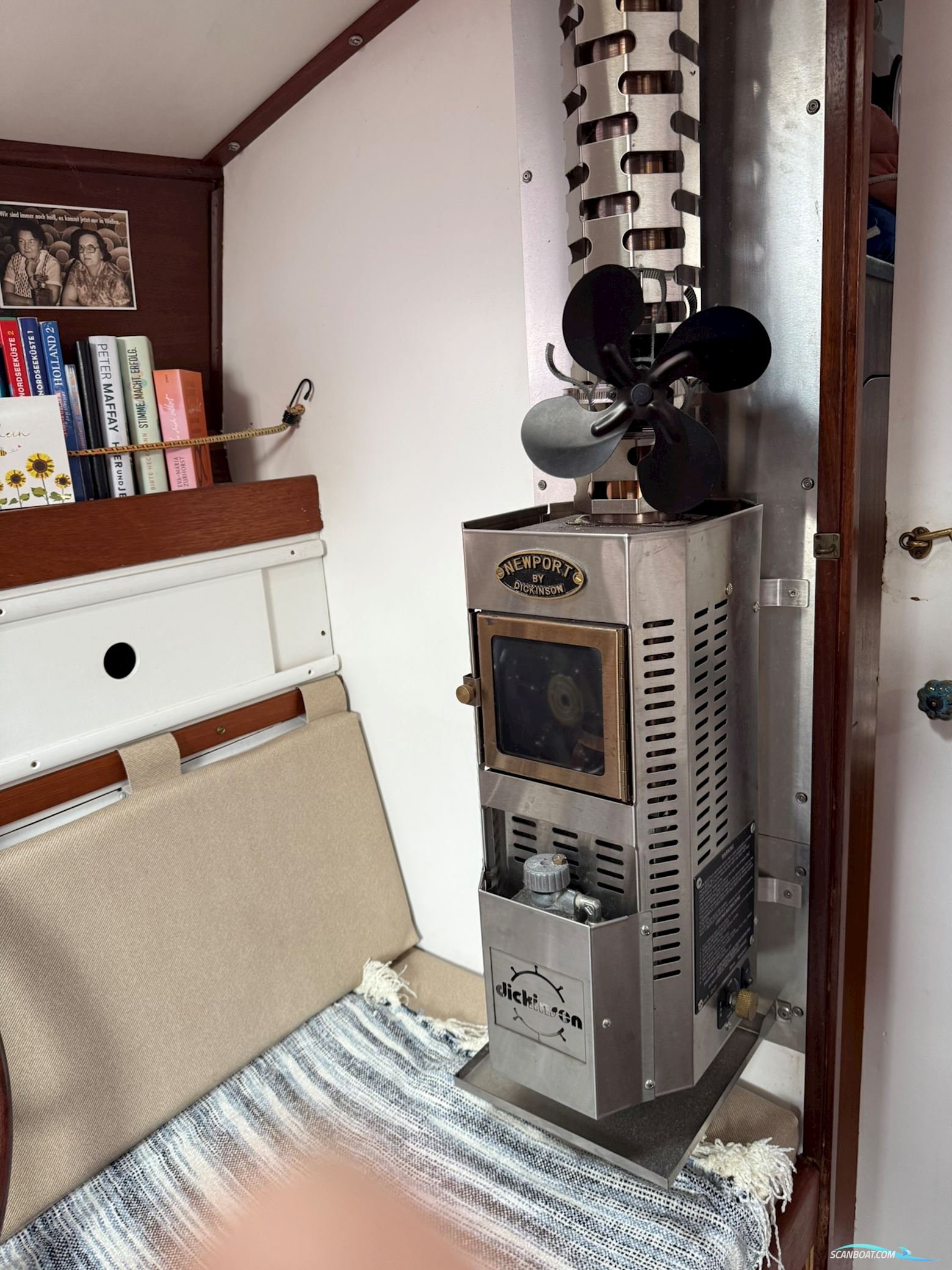 Robert Tucker Ketch R393