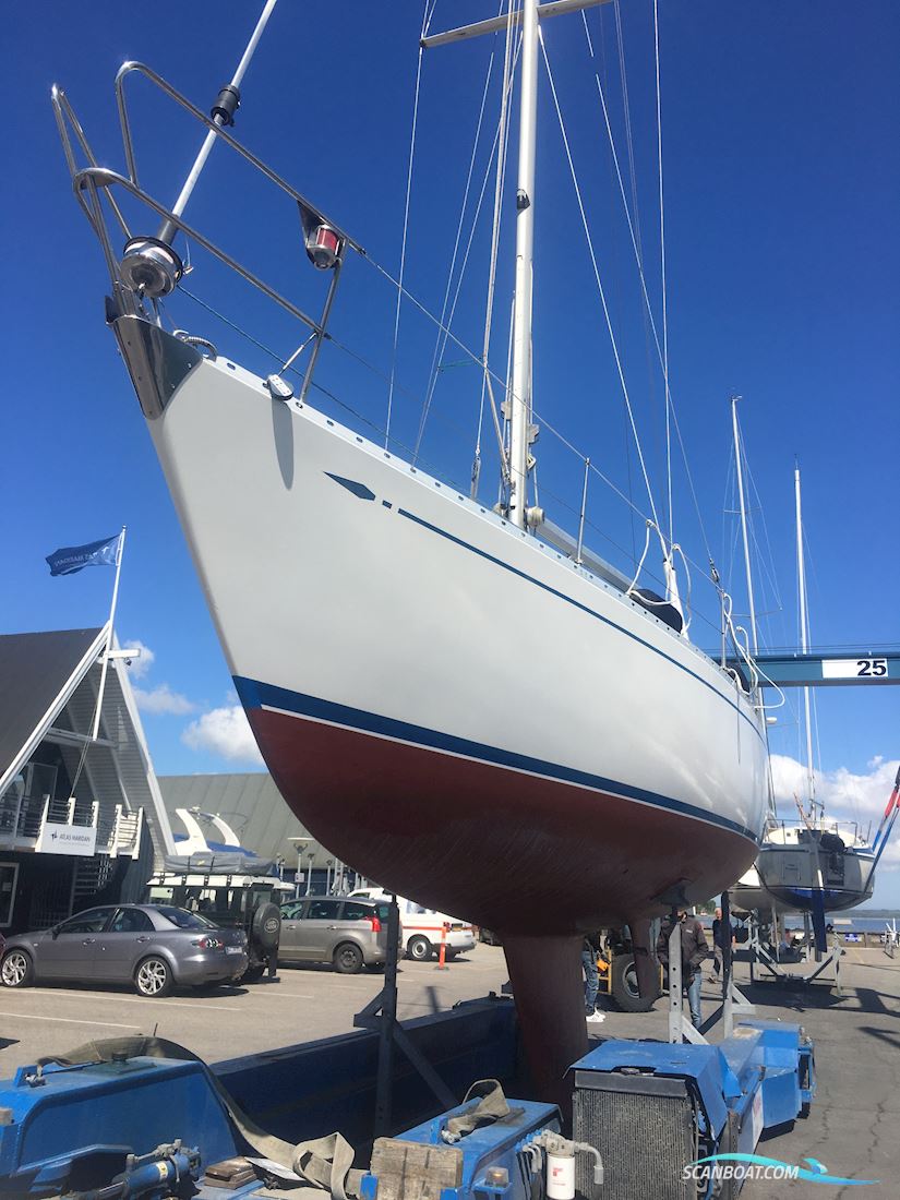 Sagitta 35