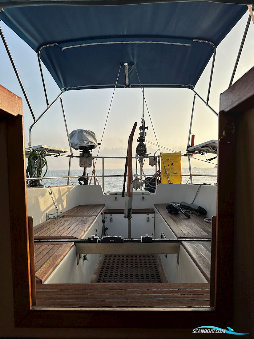 Sagitta 35