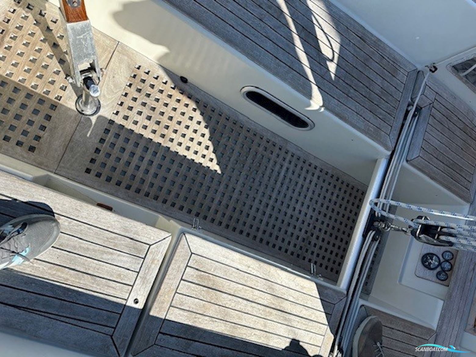 Sagitta 35
