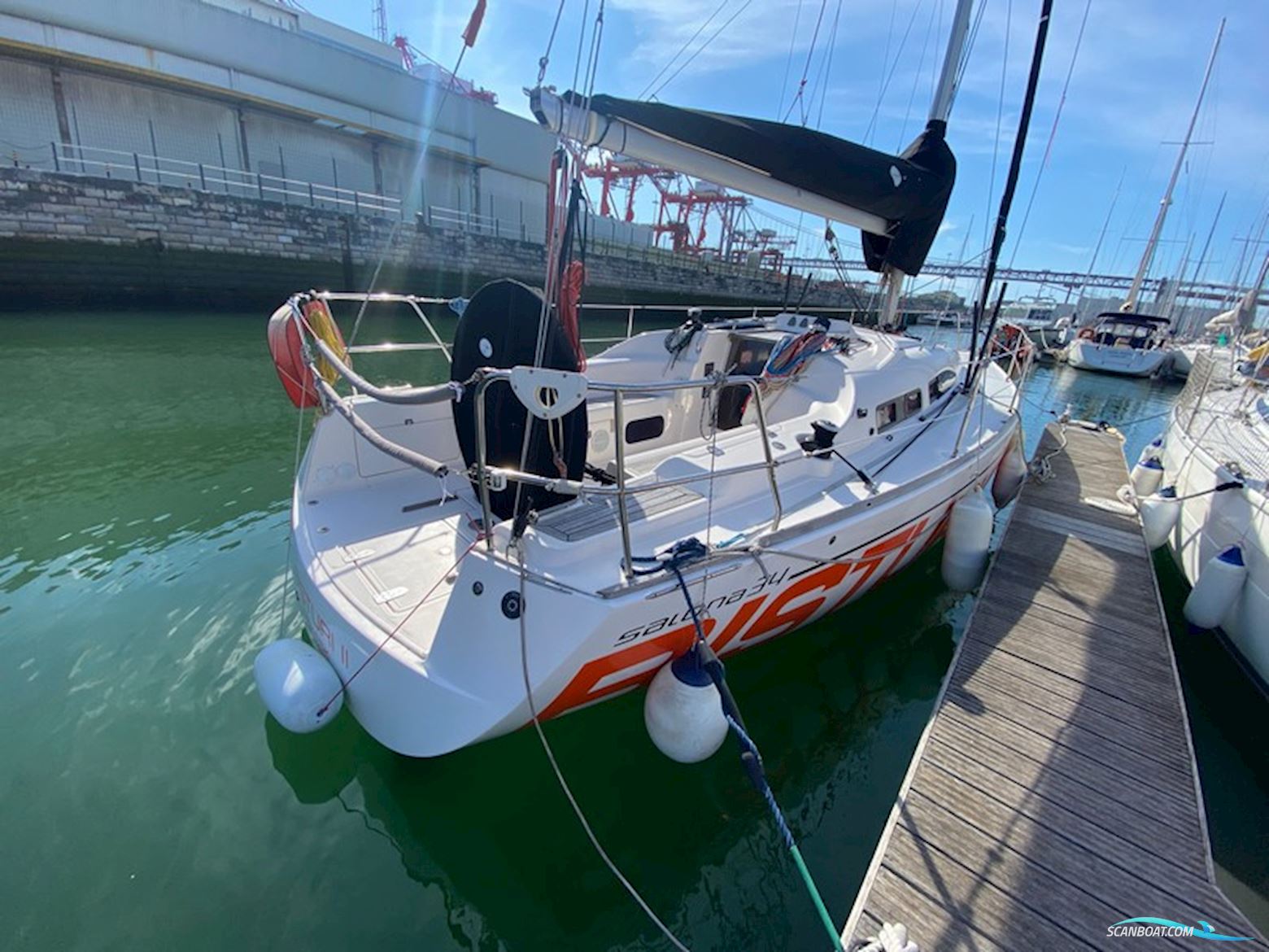Salona 34