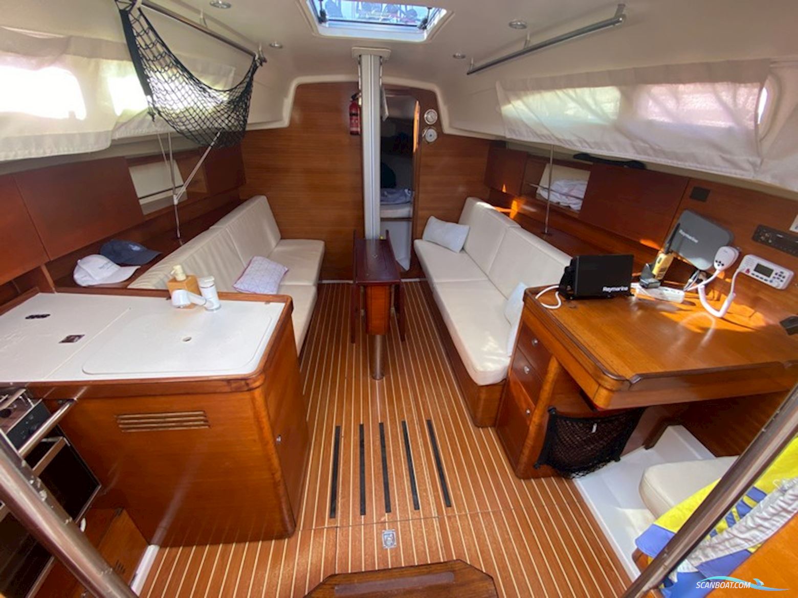 Salona 34