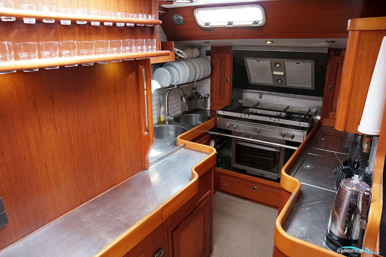 Scandinavian Cruiser Eagle 64