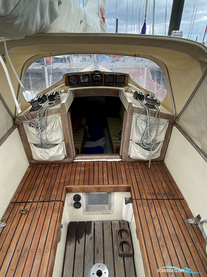 Schärenkreuzer Lotus 40