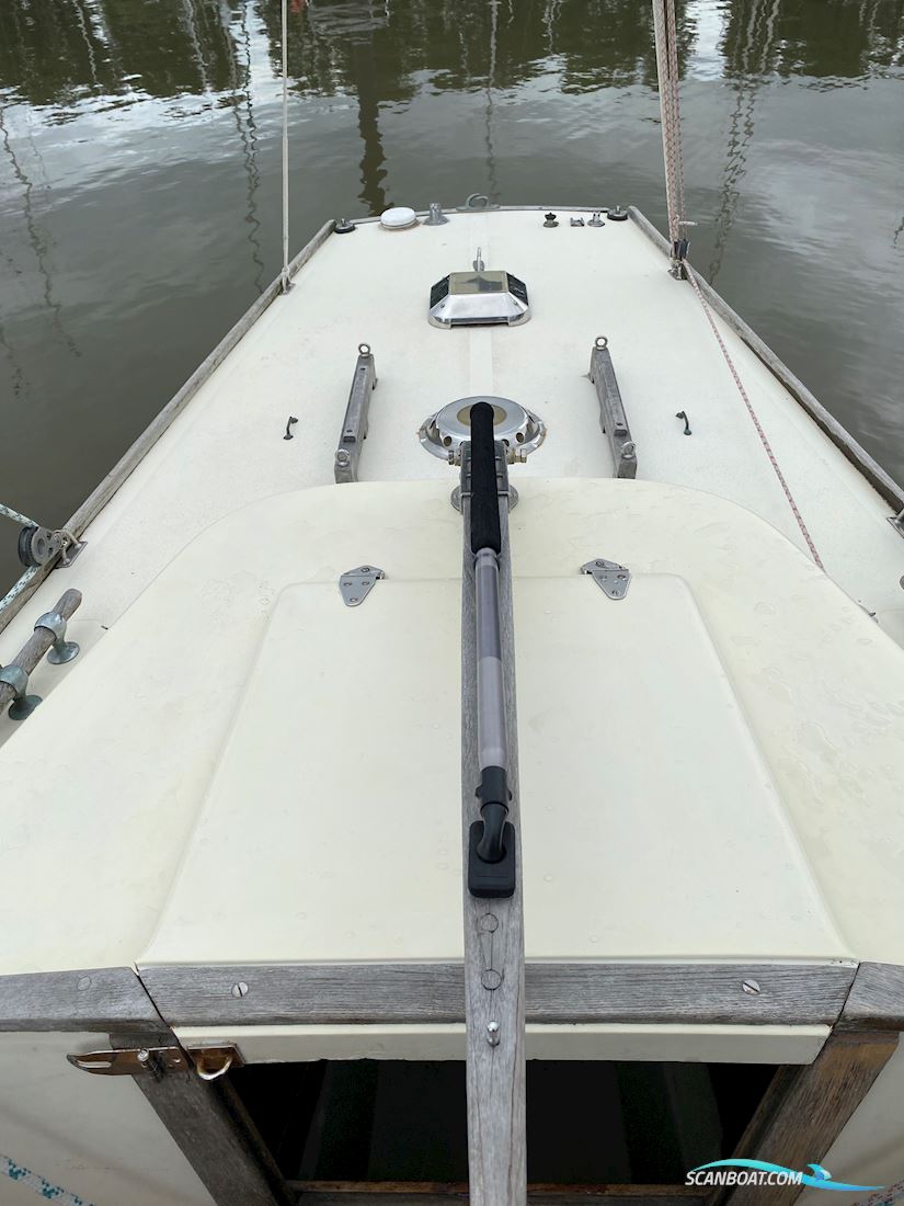 Schärenkreuzer Lotus 40