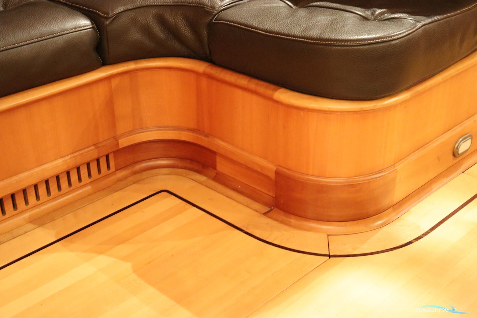 Schokker 18.60 Meter Hoek Design