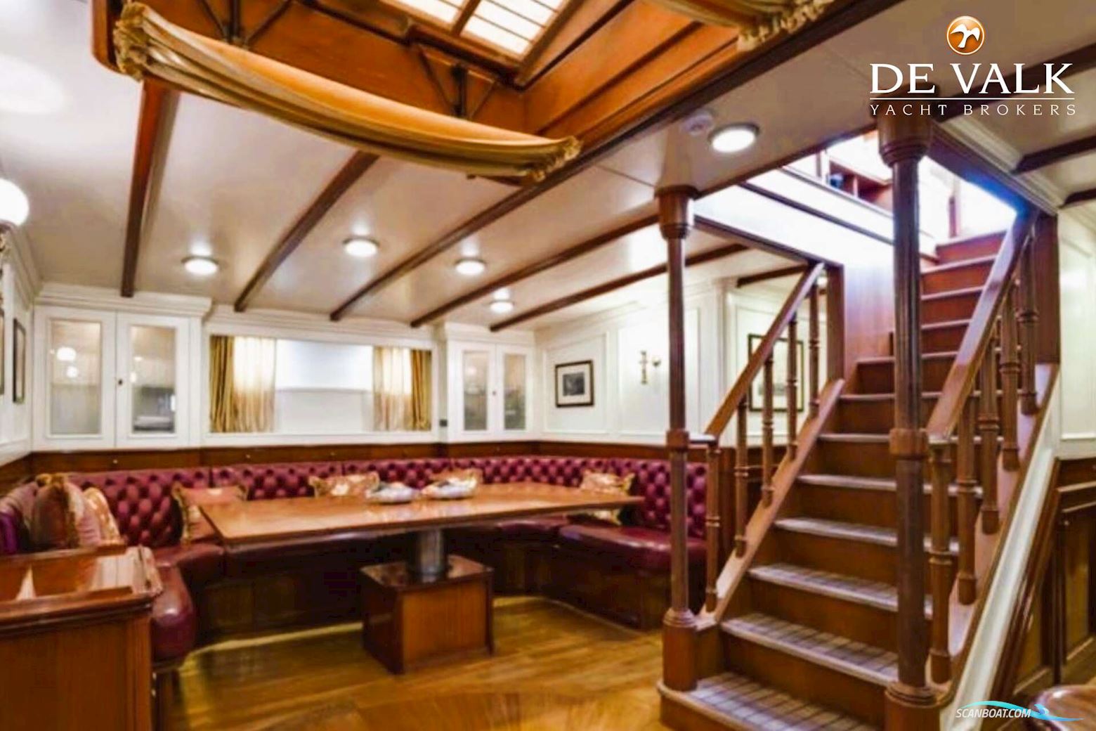 Schooner Classic Gaff