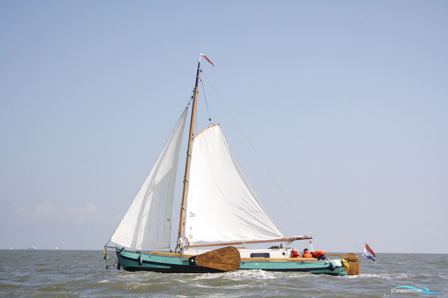 Skûtsje Tjalk 12.22 Zeilboten 1895, met Bmw motor, The Netherlands