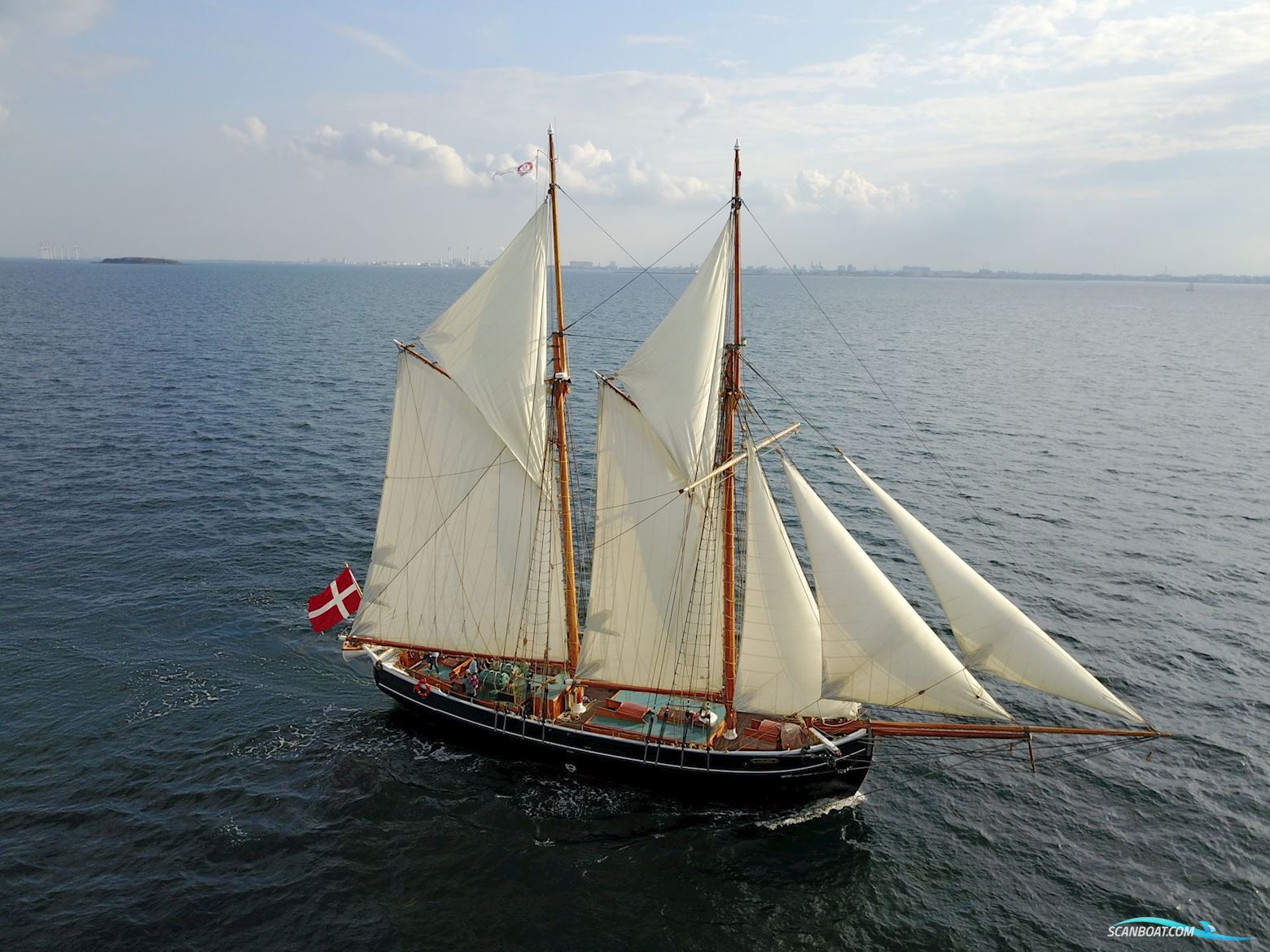 Skonnerten Halmø Zeilboten 1900, met Gardner motor, Denemarken