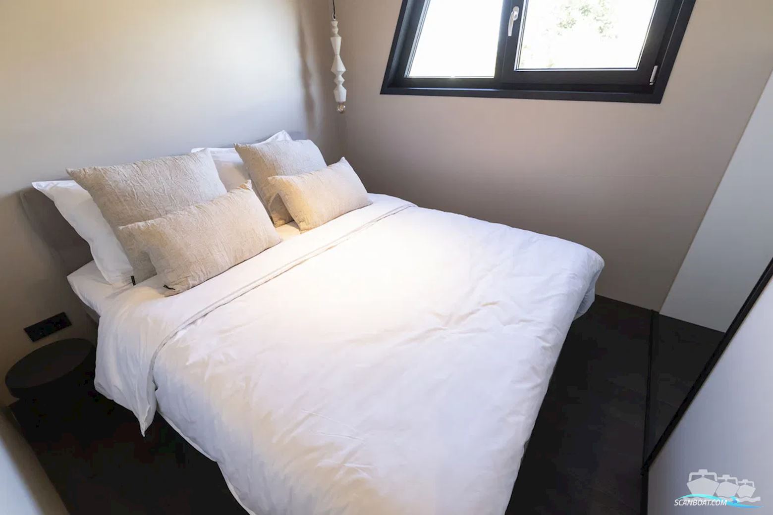 SL Houseboat Marina Den Oever, inclusief ligplaats