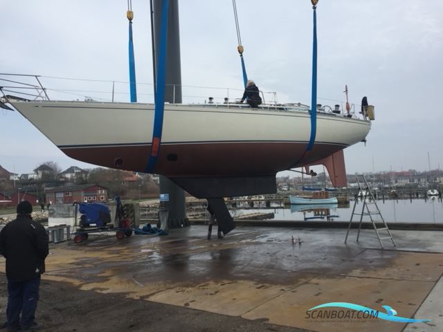 Sparkman & Stephens 42’ One-Off – Bygget Hos Walsteds