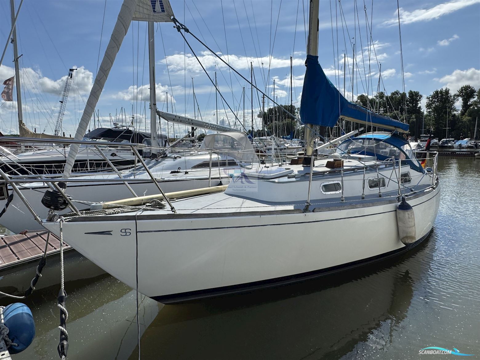 Sparkmann & Stephens 30 Zeilboten 1970, met Beta Marine BD722 motor, Duitsland