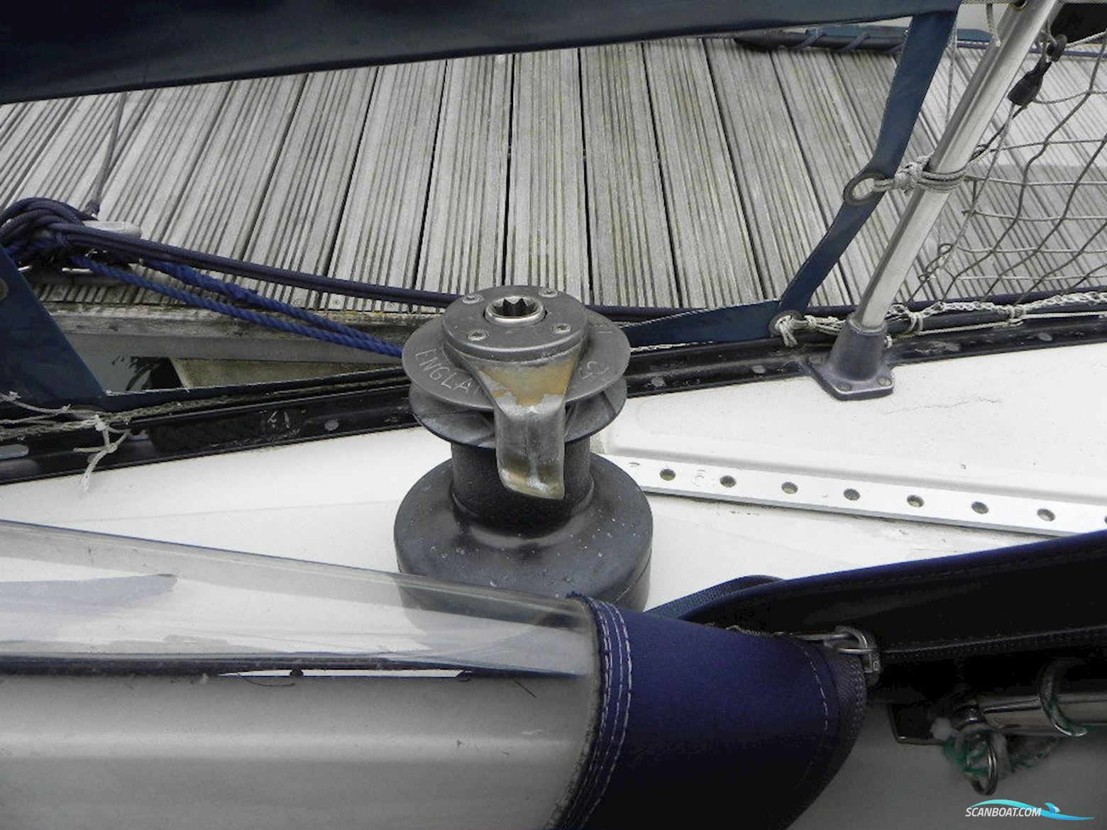 Spirit 32