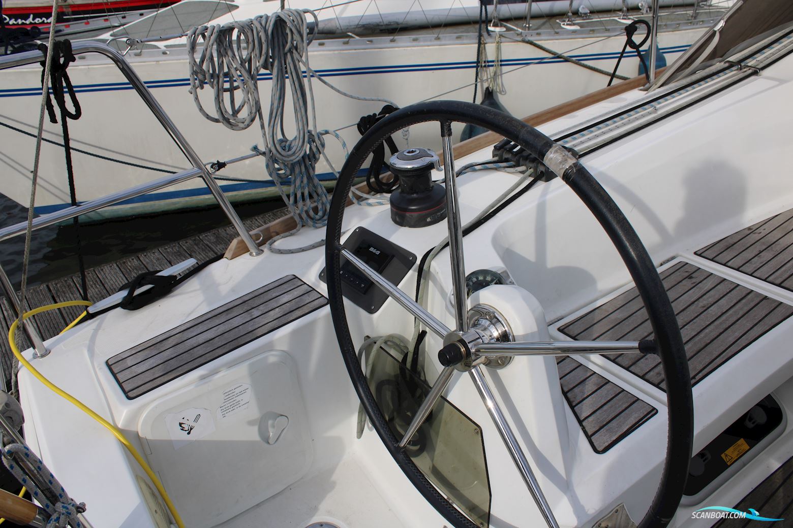 Sun Odyssey 349