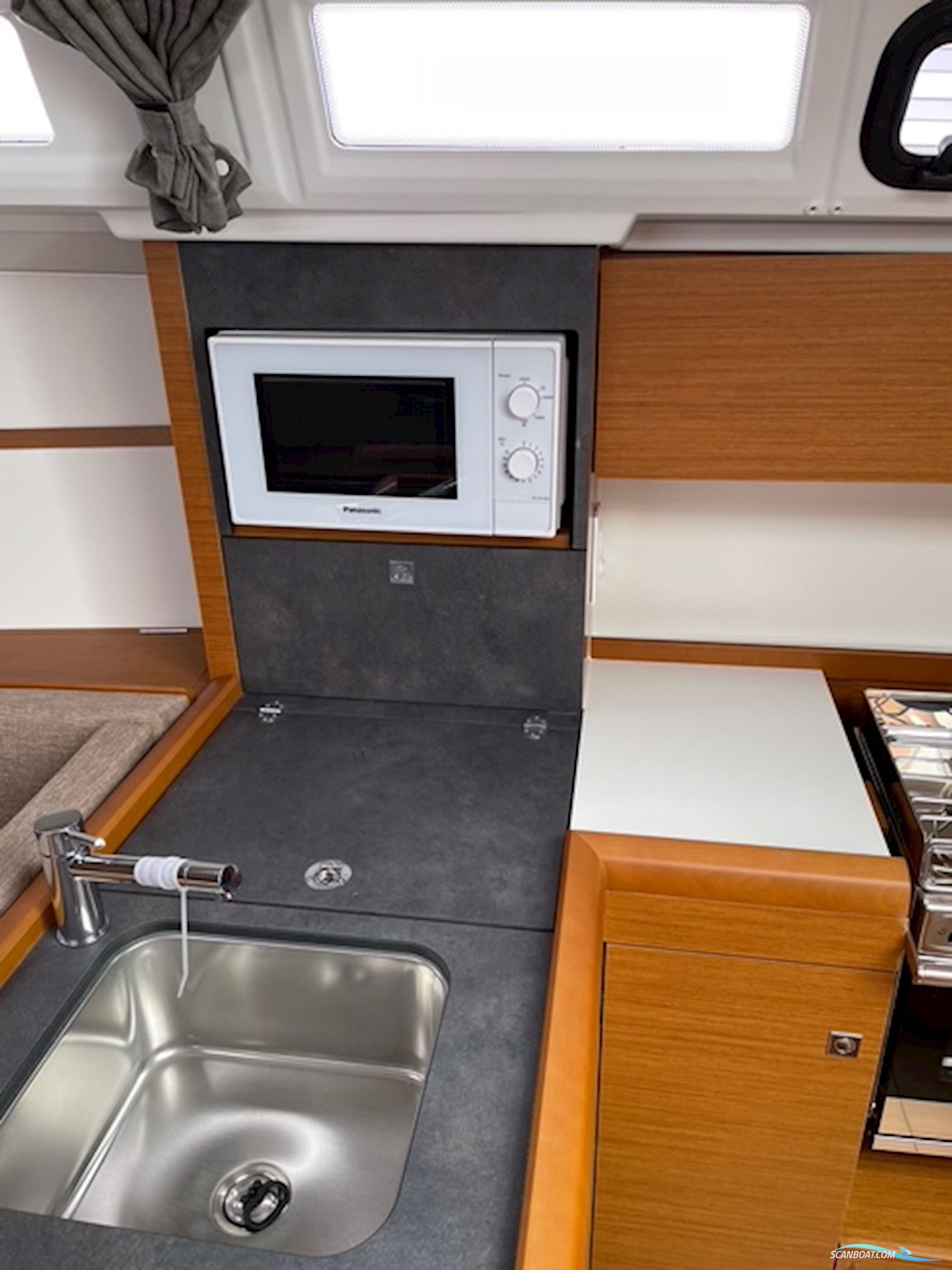 Sun Odyssey 349 Swingkeel