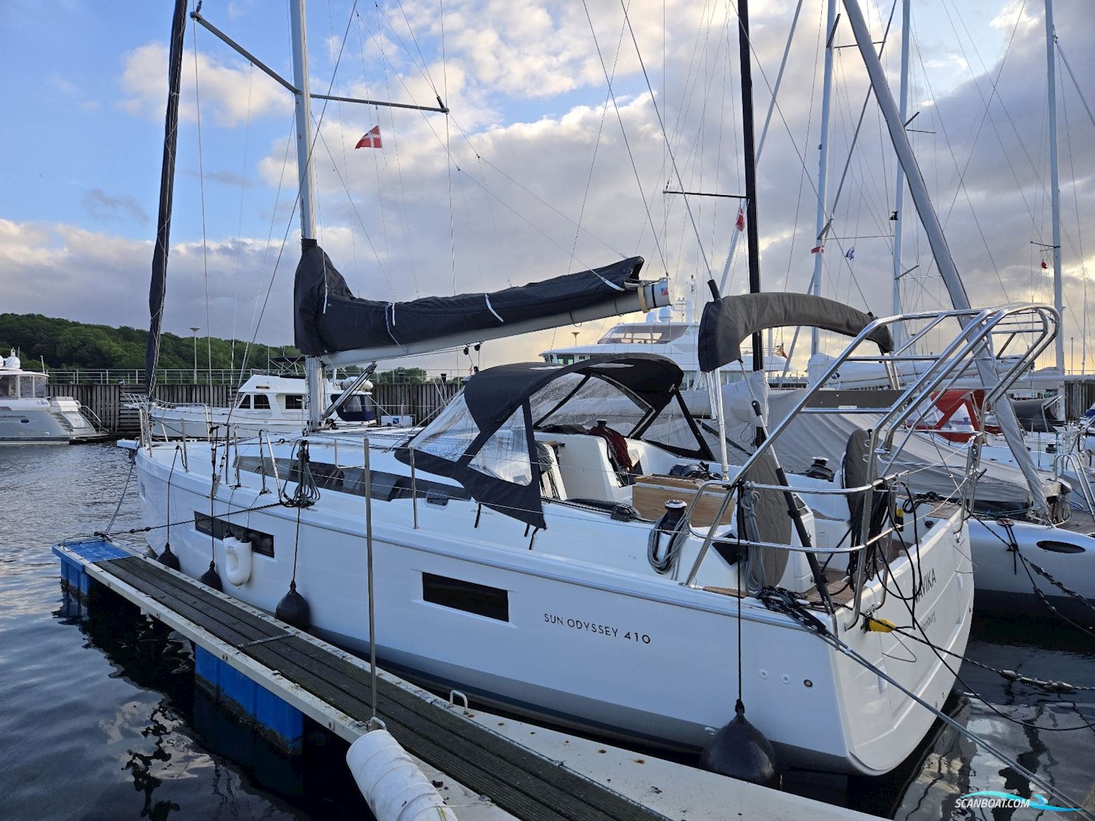 Sun Odyssey 410
