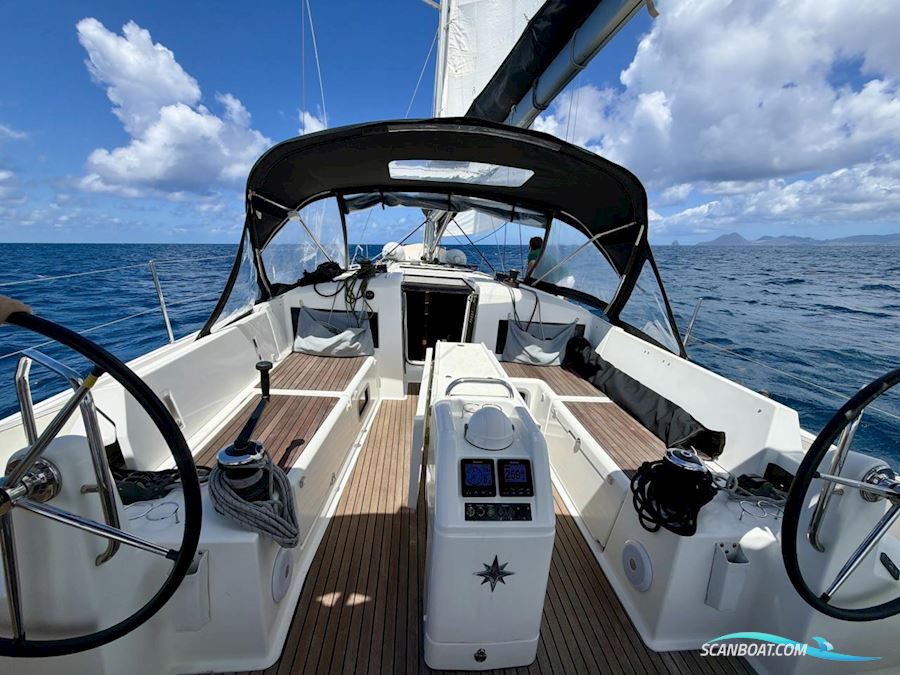 Sun Odyssey 440
