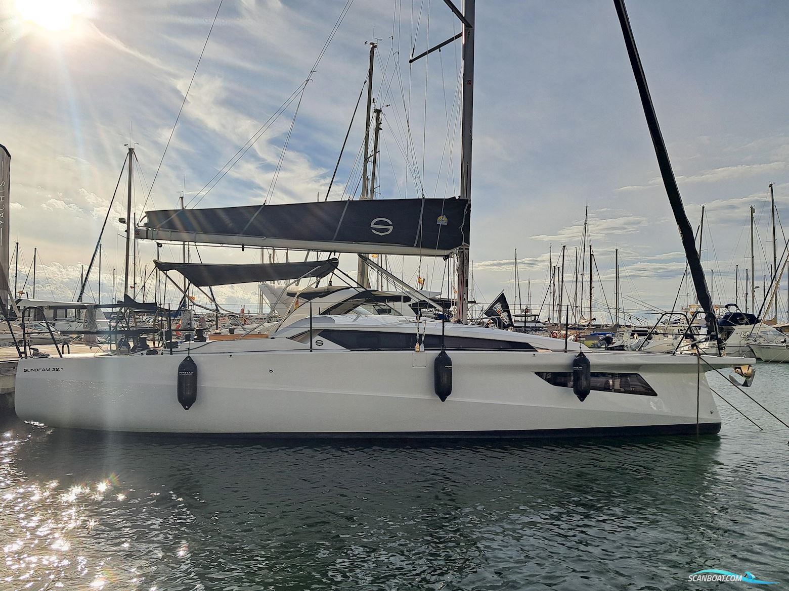 Sunbeam 32.1 Zeilboten 2024, met Volvo Penta motor, Spain
