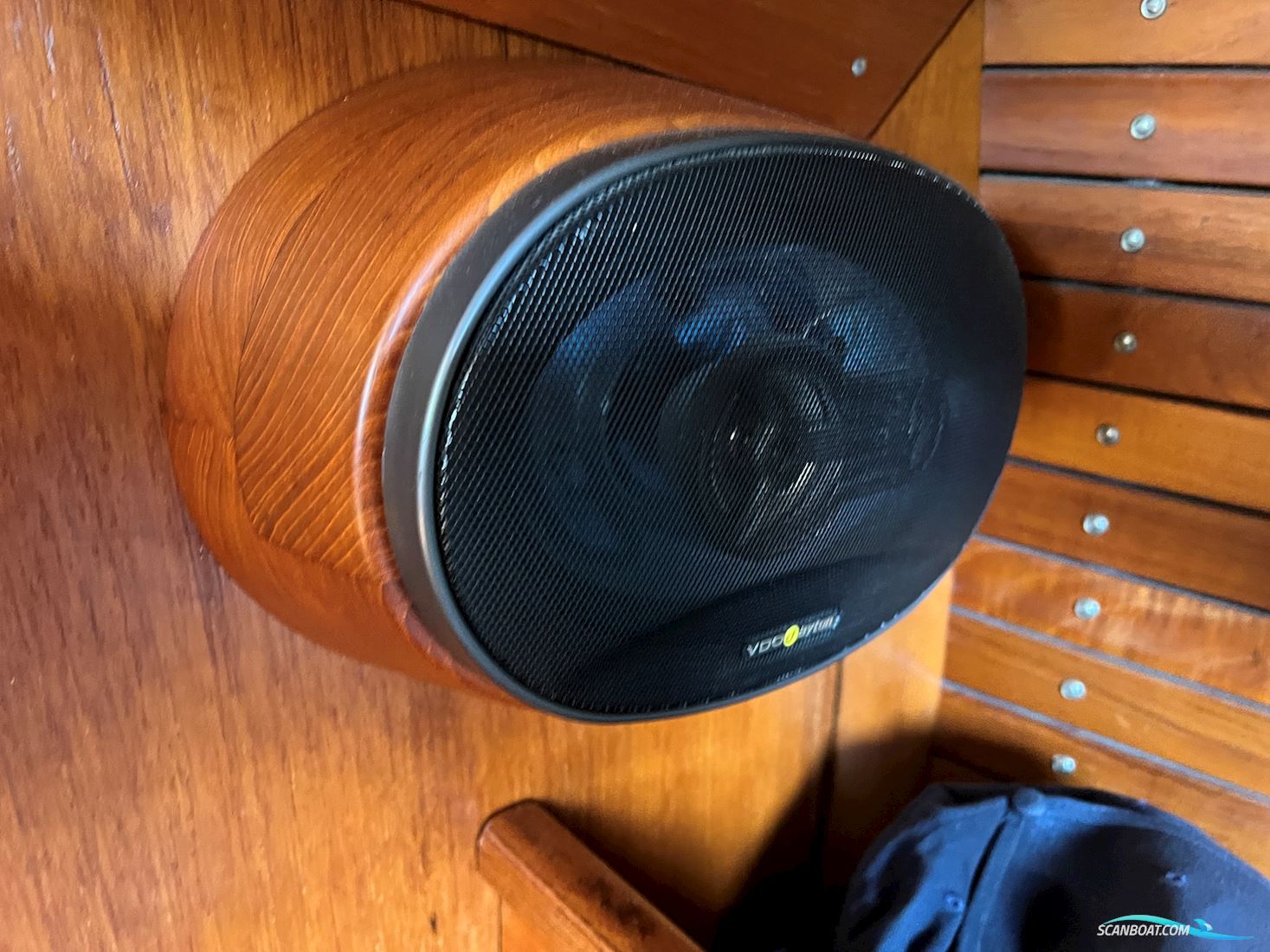 Swan 37