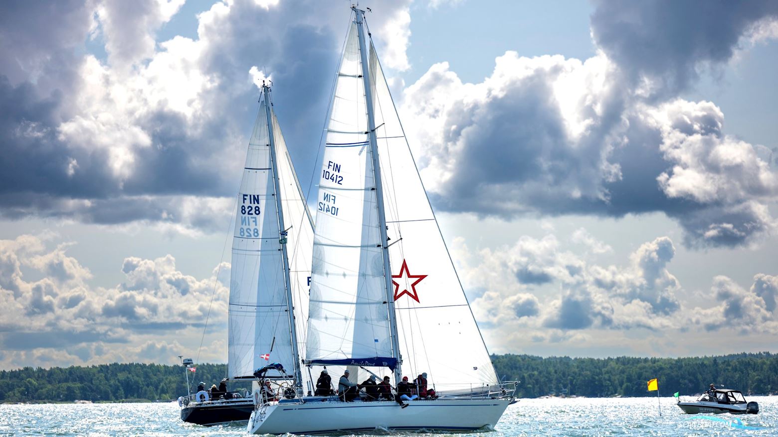 Swan 371