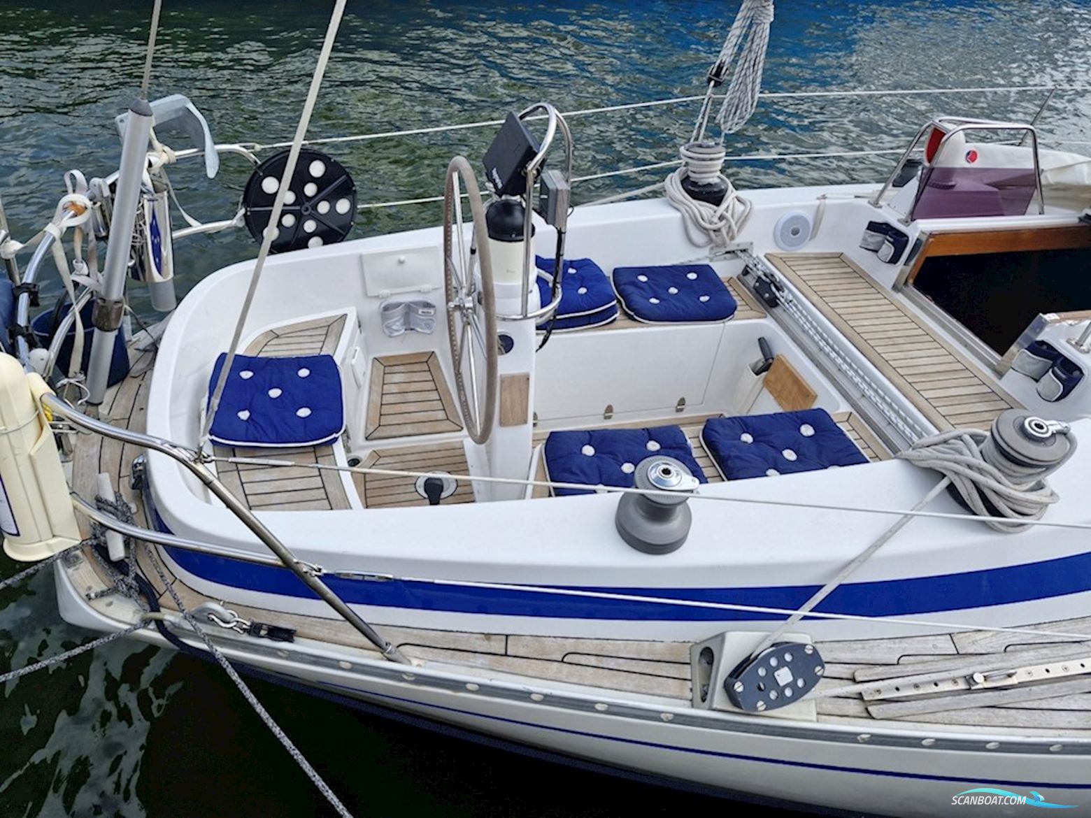 Swan 38