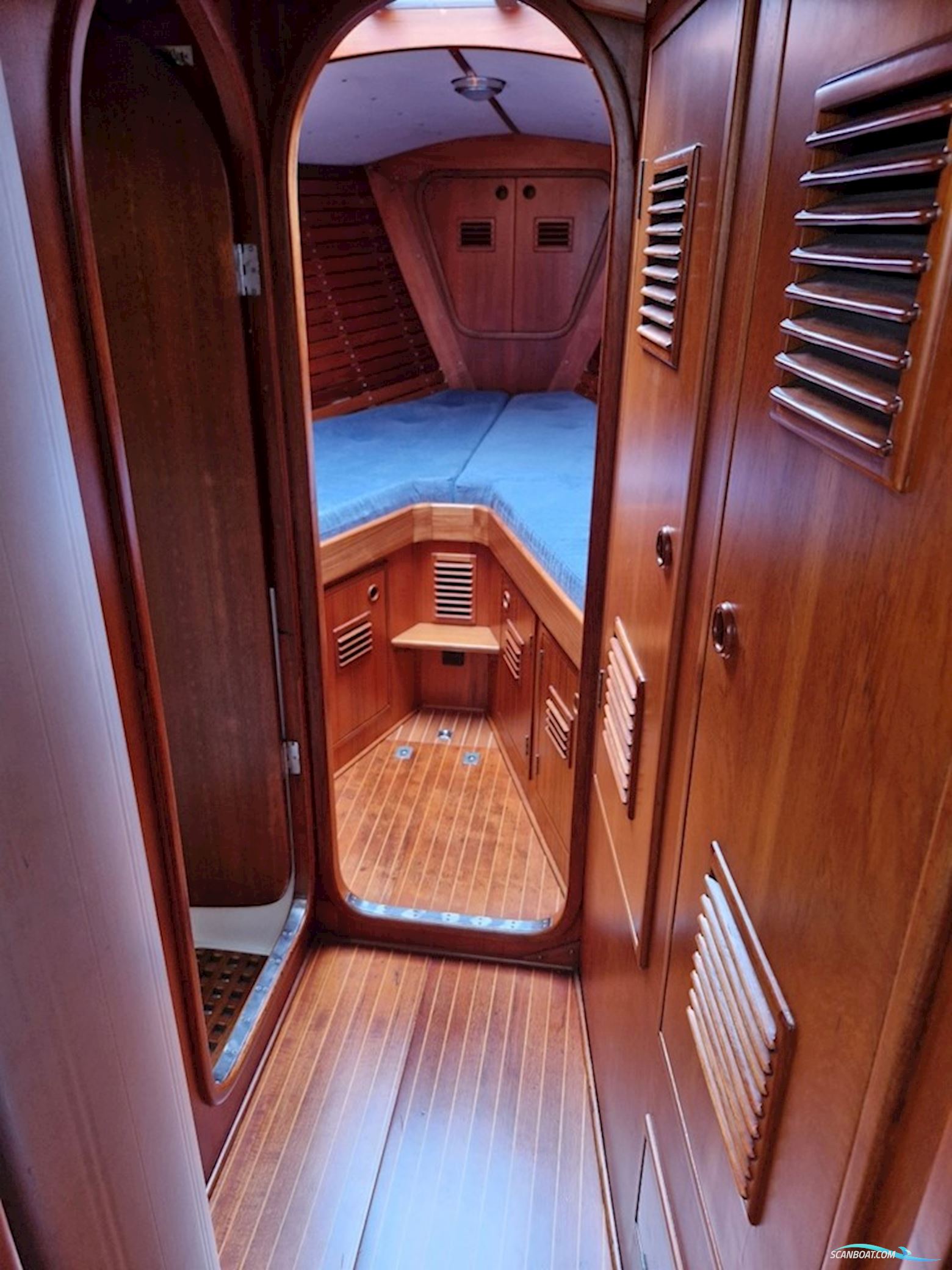 Swan 38