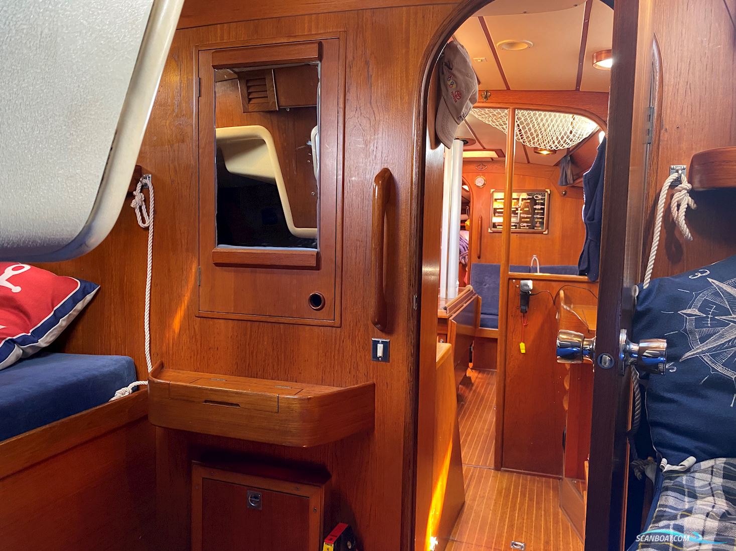 Swan 391